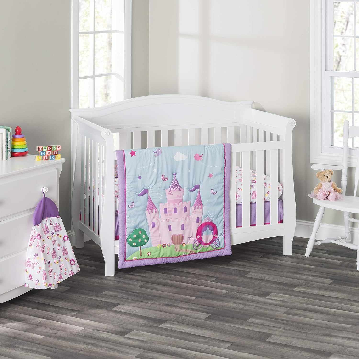 EVERYDAY KIDS Crib Bedding Set