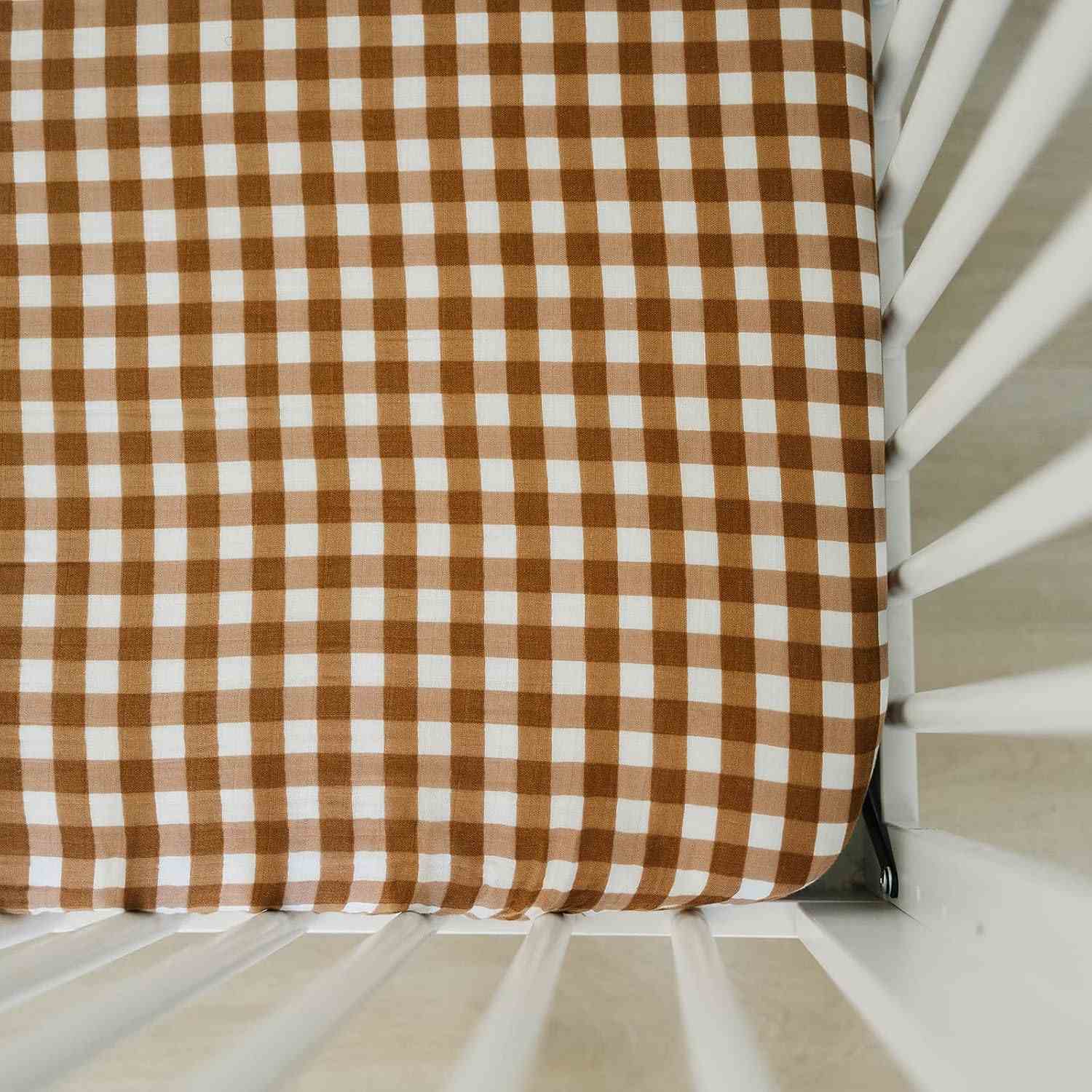 Mebie Baby Gingham Muslin Crib Sheet