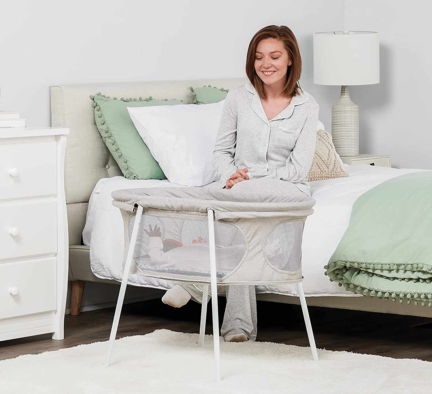 Regalo Baby Basics Infant Bassinet
