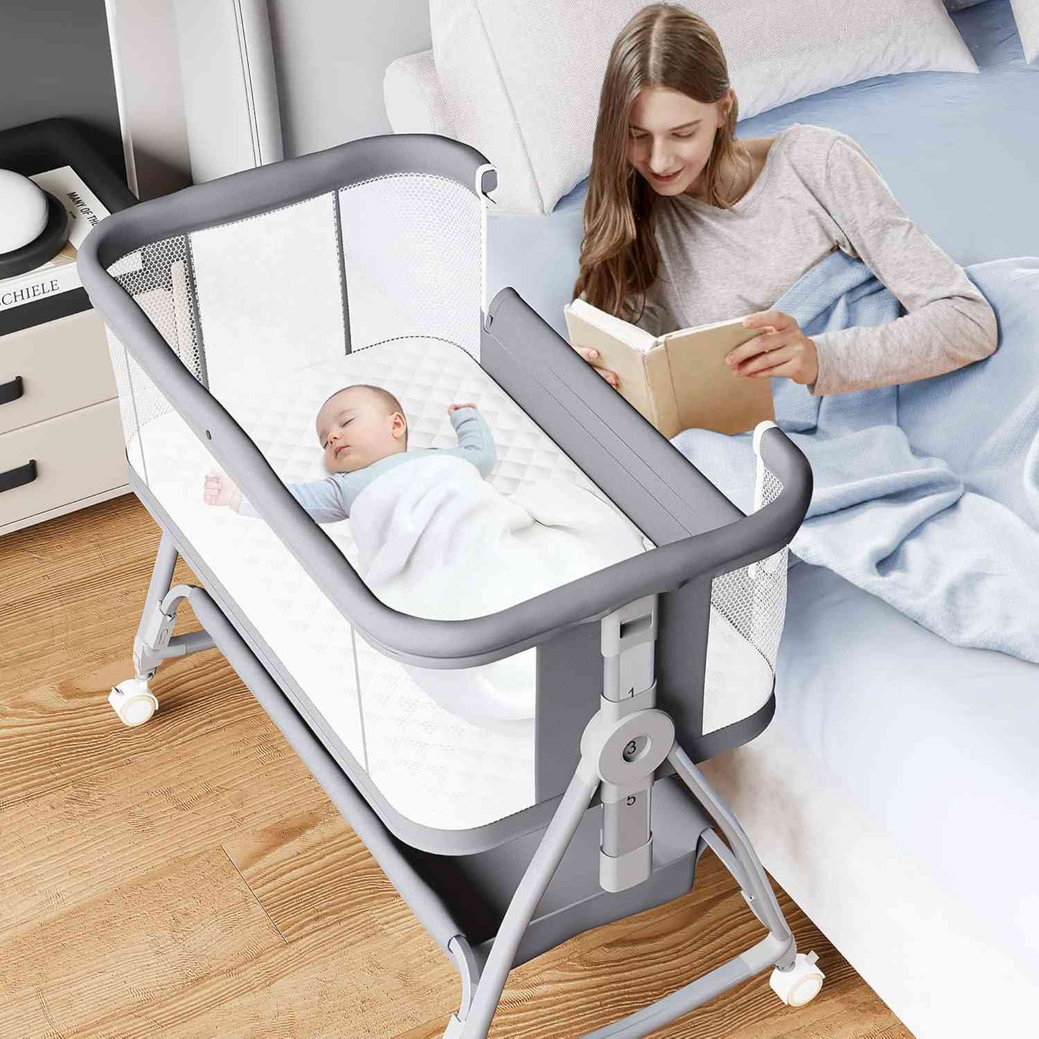 Jixrolyn Rocking Bassinet