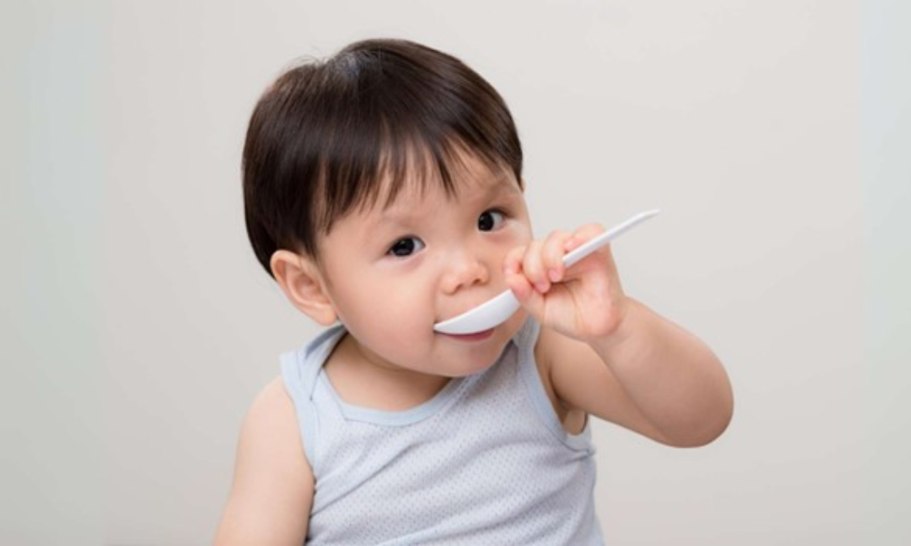baby spoons | 11 best options for 2024