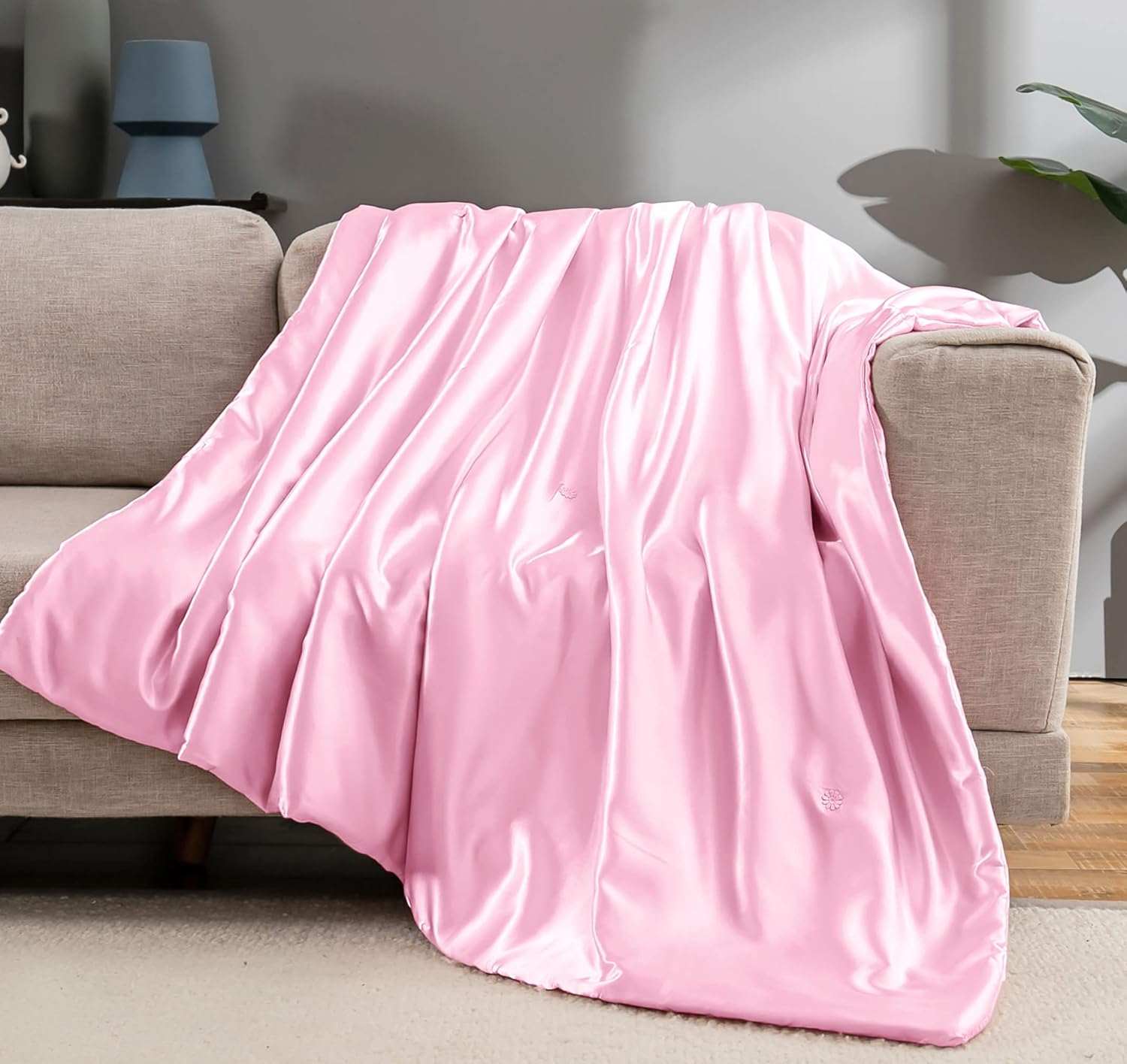 Vonty Satin Throw Blanket