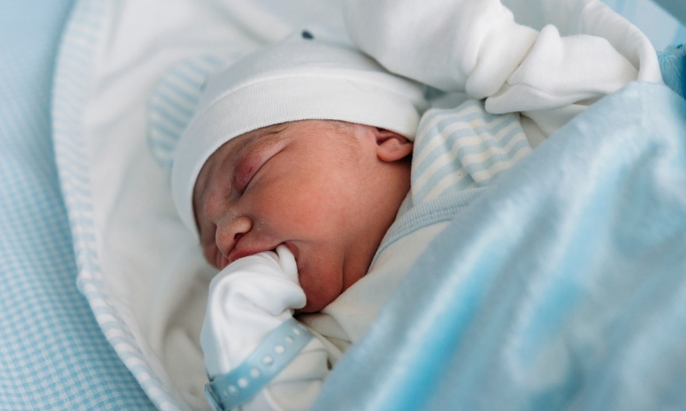 Effective Tips To Get Newborns to Sleep in Bassinet
