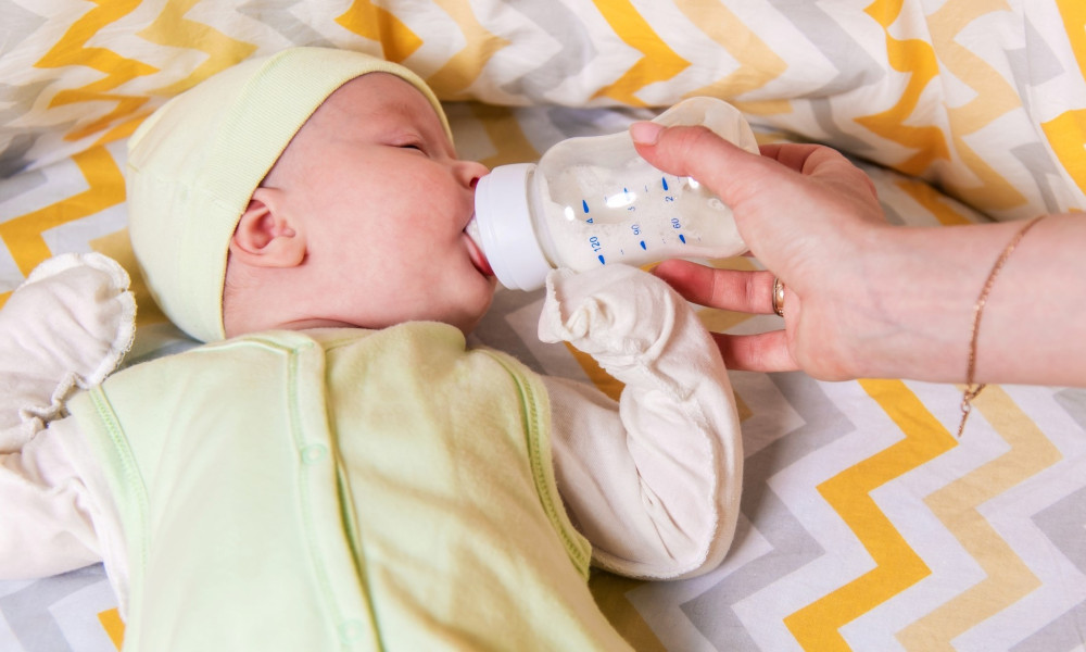 Formula Feeding - A Dependable Alternative