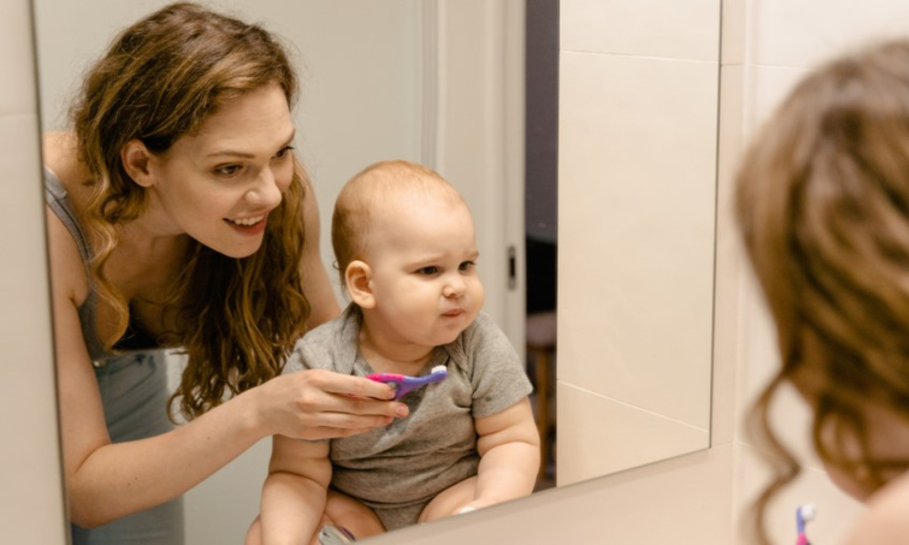 floss stuck in teeth | solutions for your baby and you
