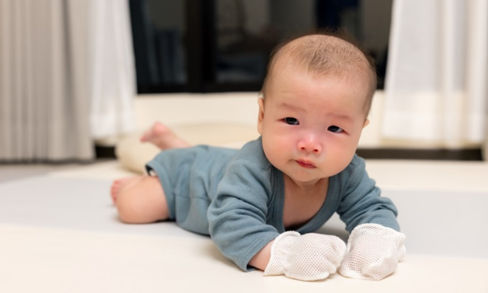 when to use baby mittens
